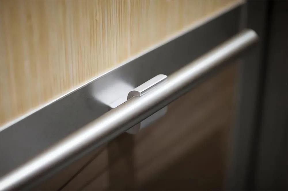 Handle Stainless Steel, Wood & Aluminium